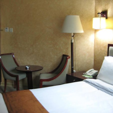 Manrashiwa Hotel アジス・アベバ エクステリア 写真