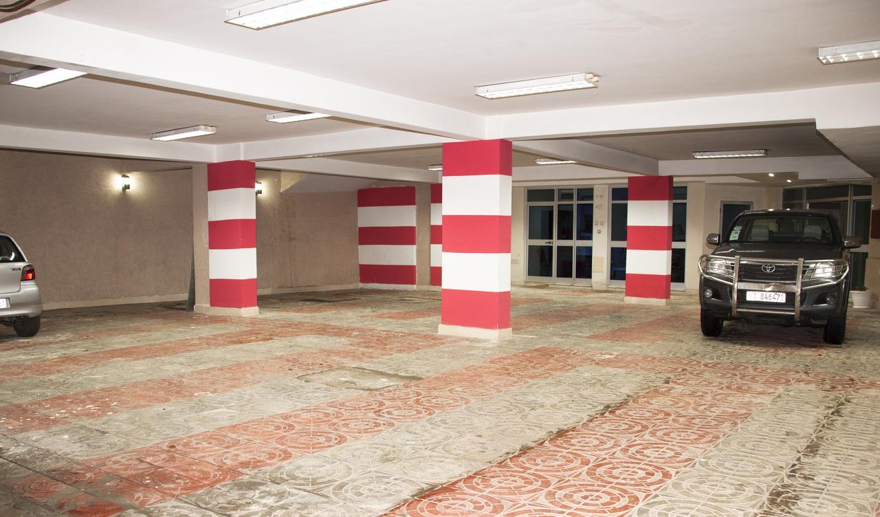 Manrashiwa Hotel アジス・アベバ エクステリア 写真