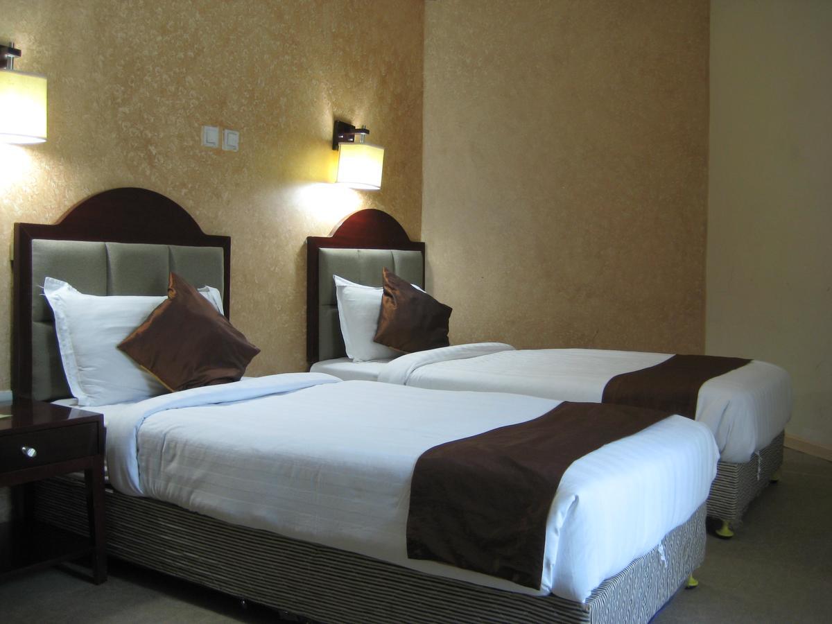 Manrashiwa Hotel アジス・アベバ エクステリア 写真